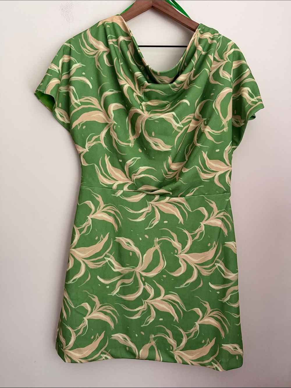 ALEXIA ADMOR Draped Shoulder Suri Mini A-Line Dress green abstract L NWT